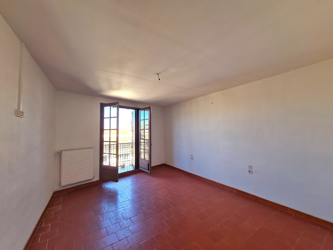 5-bedroom House In Agde, France (145 M²)