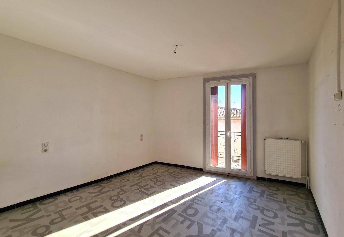 5-bedroom House In Agde, France (145 M²)