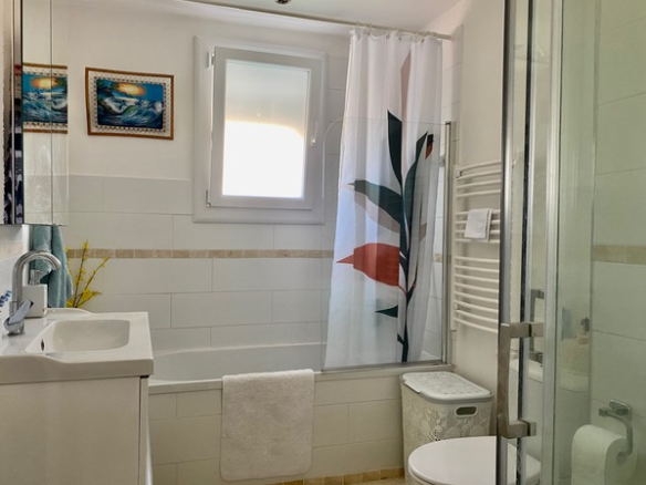 4-bedroom House In Agde, France (90 M²)
