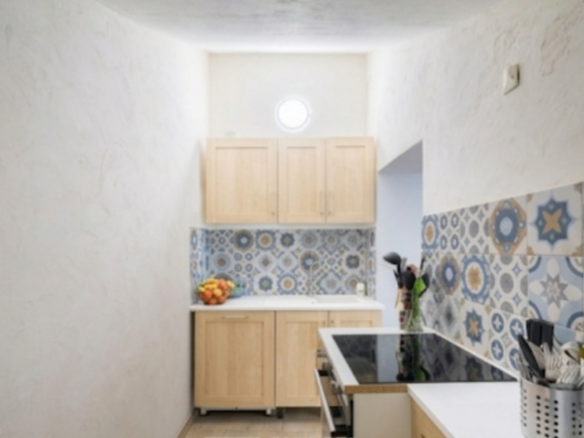 3-bedroom House In Pezenas, France (116 M²)