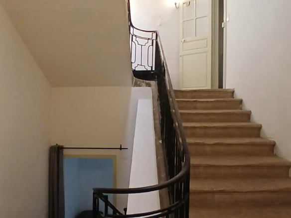 3-bedroom House In Pezenas, France (116 M²)