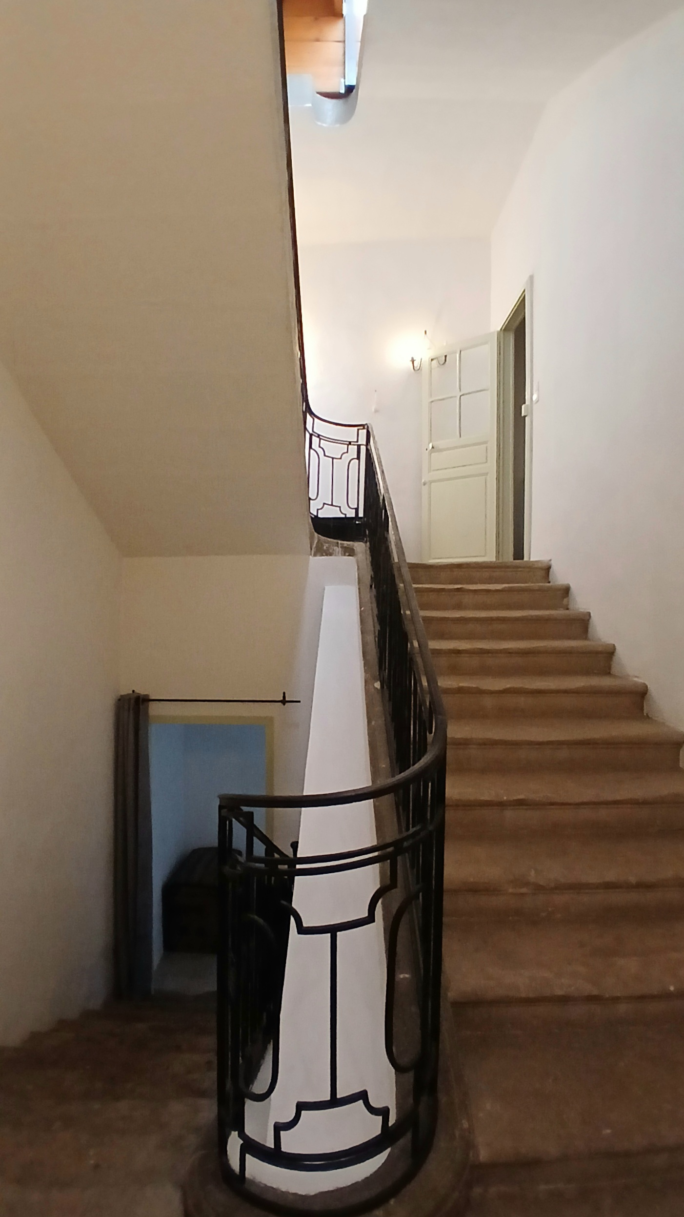3-bedroom House In Pezenas, France (116 M²)