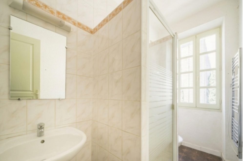 3-bedroom House In Pezenas, France (116 M²)