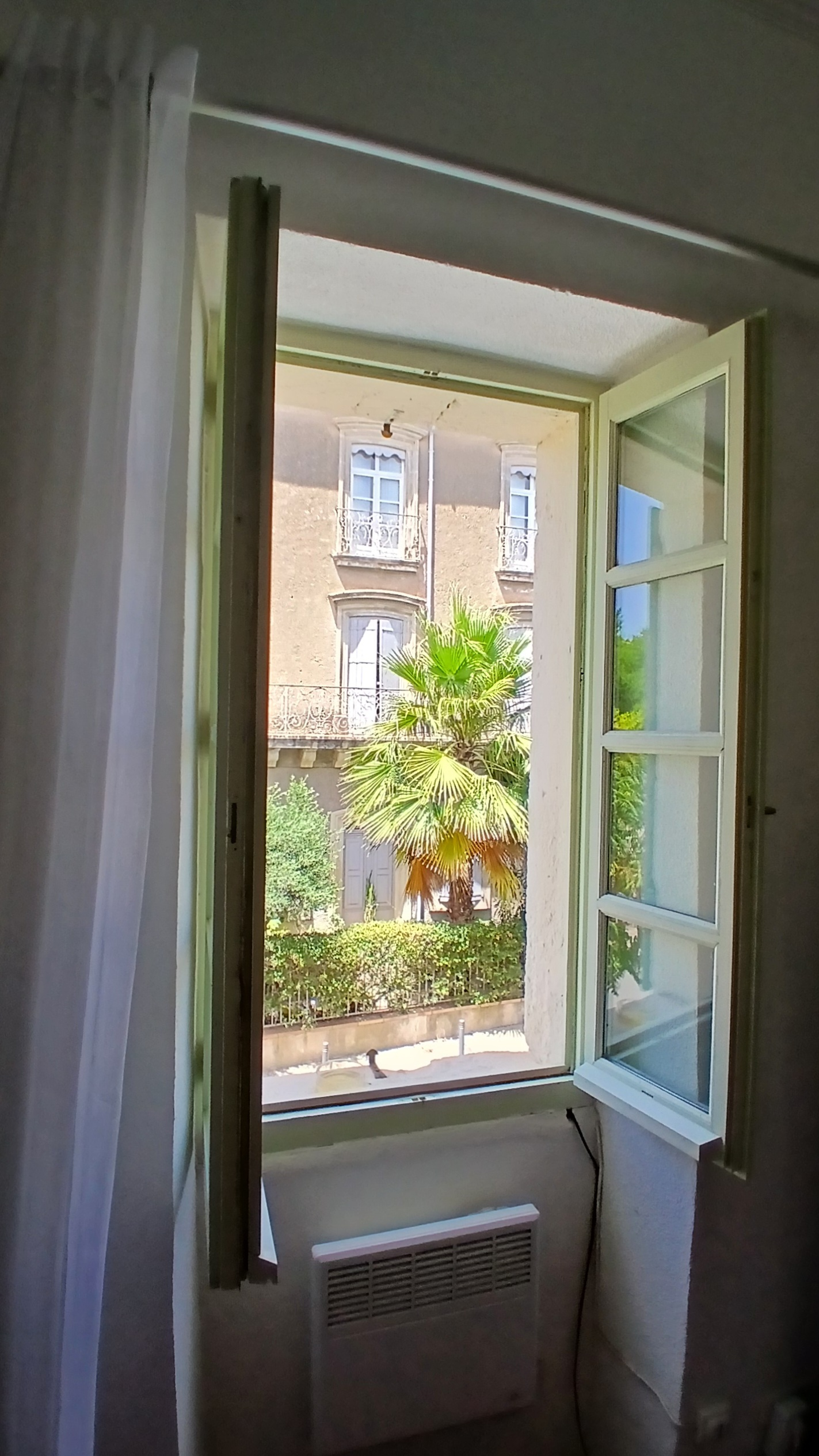 3-bedroom House In Pezenas, France (116 M²)