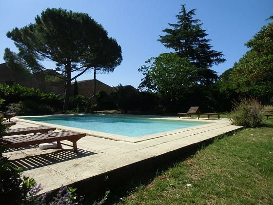 2-bedroom Apartment In Pezenas, France