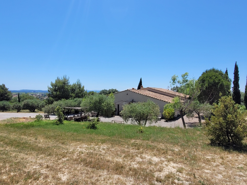 8-bedroom Detached House In Bize Minervois, France (319 M²)