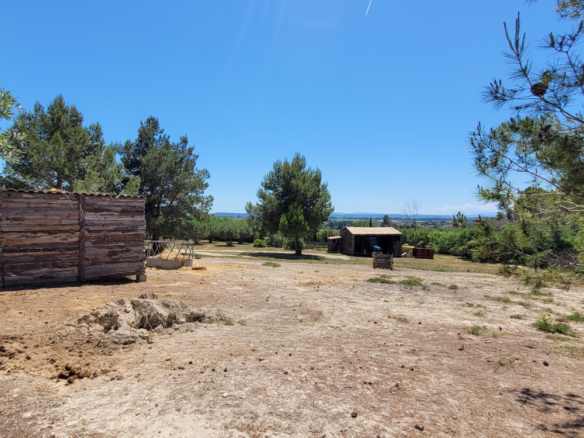 8-bedroom Detached House In Bize Minervois, France (319 M²)