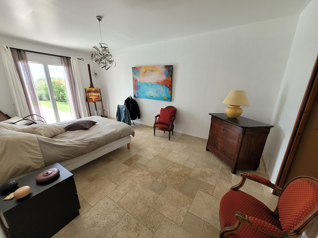 4-bedroom Detached House In Saint Genies De Fontedit, France (195 M²)
