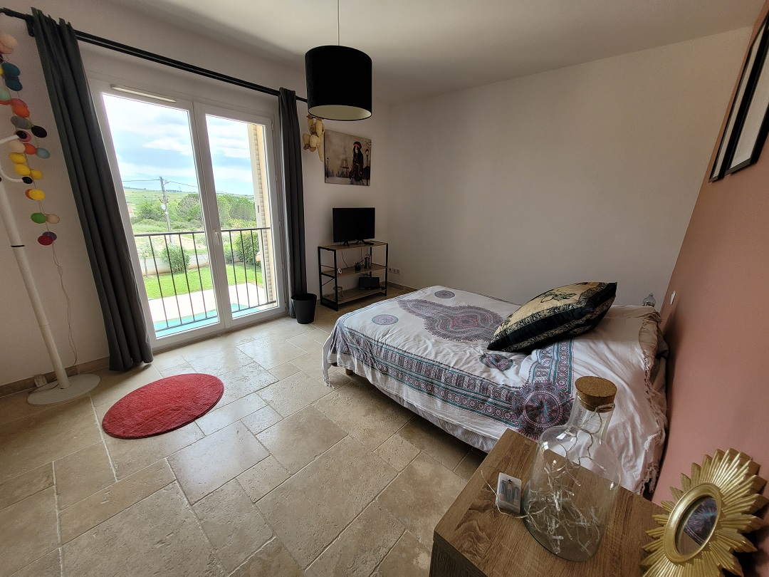 4-bedroom Detached House In Saint Genies De Fontedit, France (195 M²)