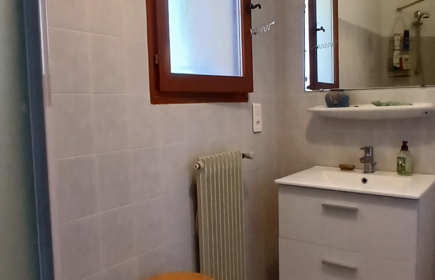 4-bedroom Detached House In Badens, France (190 M²)
