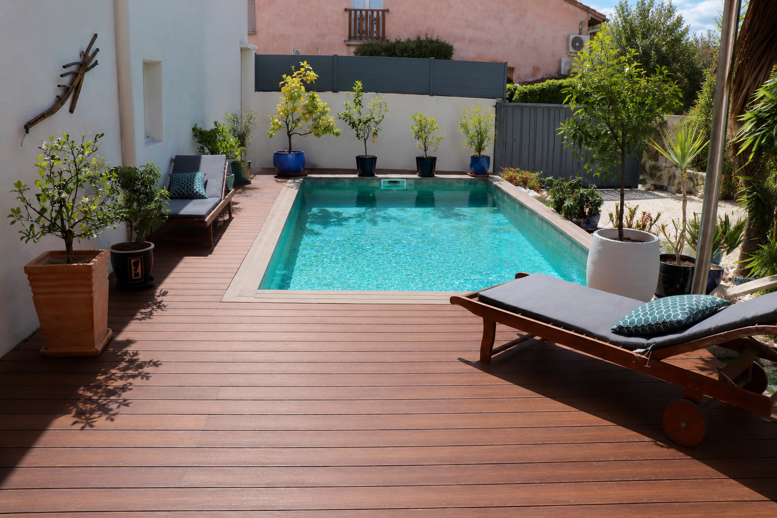 4-bedroom House In Bassan, France (170 M²)