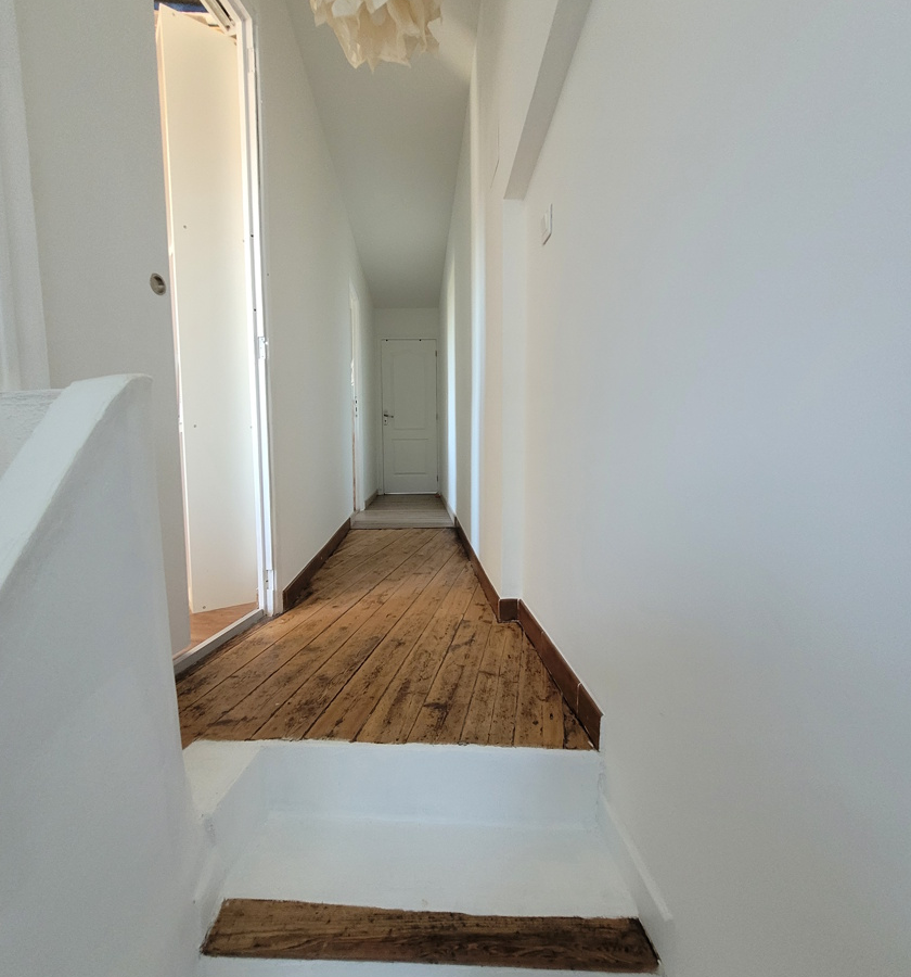 4-bedroom House In Bassan, France (170 M²)
