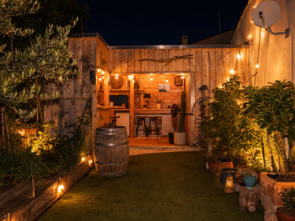 4-bedroom House In Bassan, France (170 M²)
