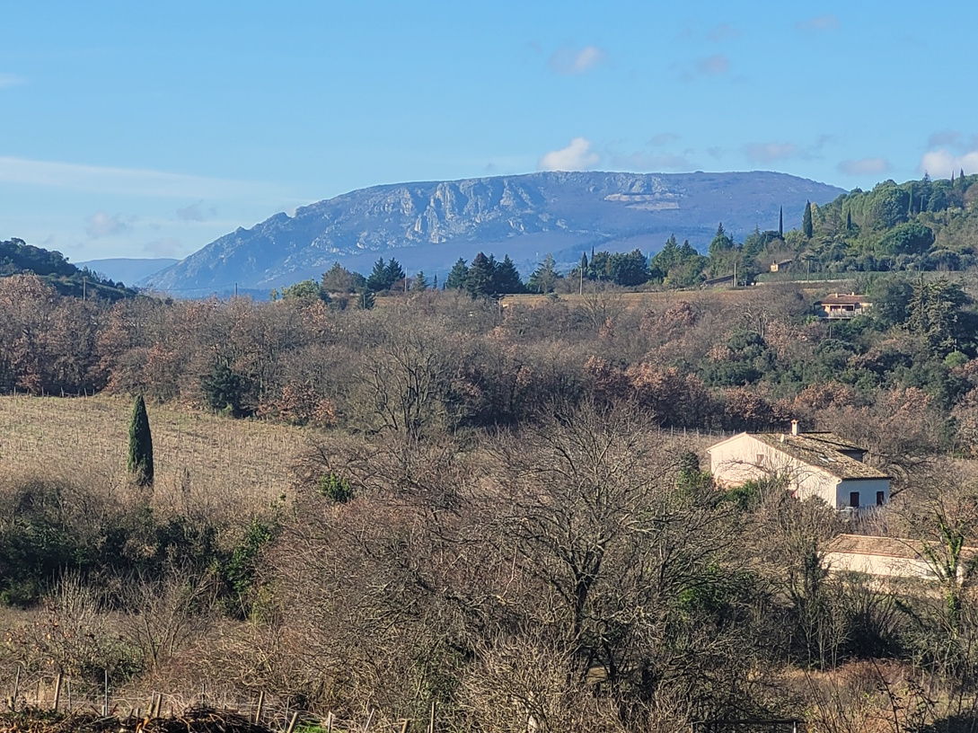 11-bedroom Commercial In Beziers, France (1.000 M²)