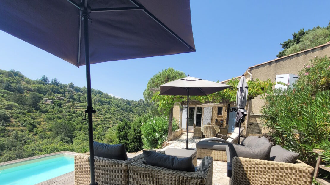 3-bedroom Detached House In Bedarieux, France (75 M²)