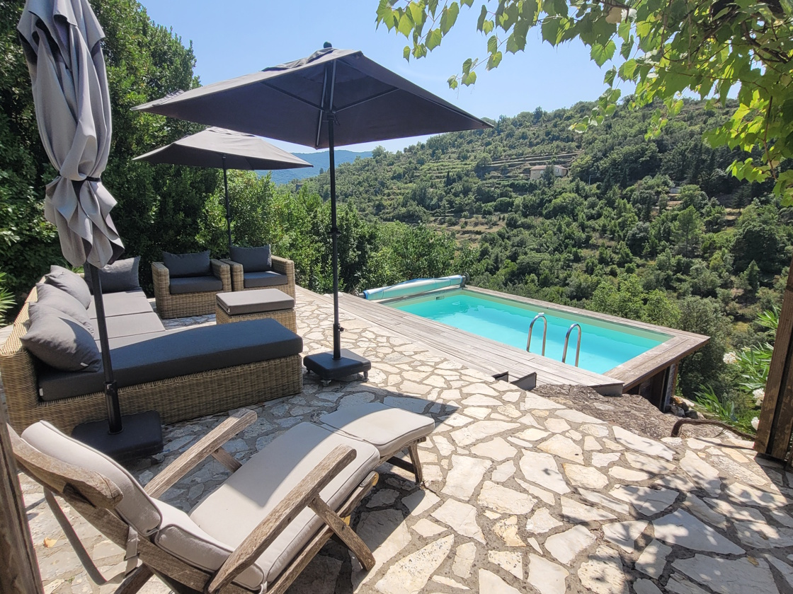 3-bedroom Detached House In Bedarieux, France (75 M²)
