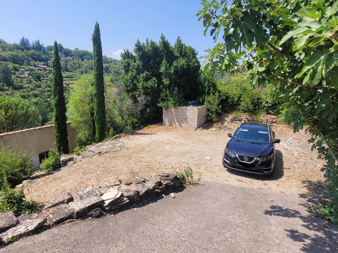 3-bedroom Detached House In Bedarieux, France (75 M²)