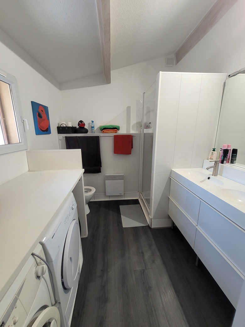 3-bedroom Detached House In Bedarieux, France (75 M²)