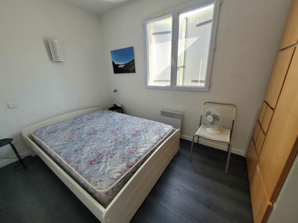3-bedroom Detached House In Bedarieux, France (75 M²)