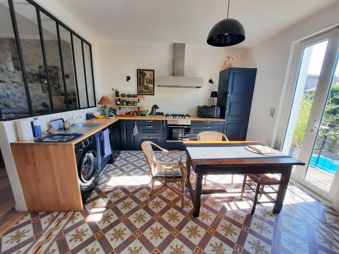 3-bedroom Detached House In Herepian, France (148 M²)