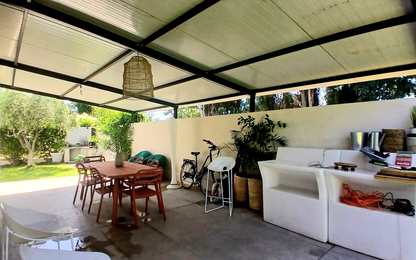 3-bedroom Detached House In Beziers, France (106 M²)
