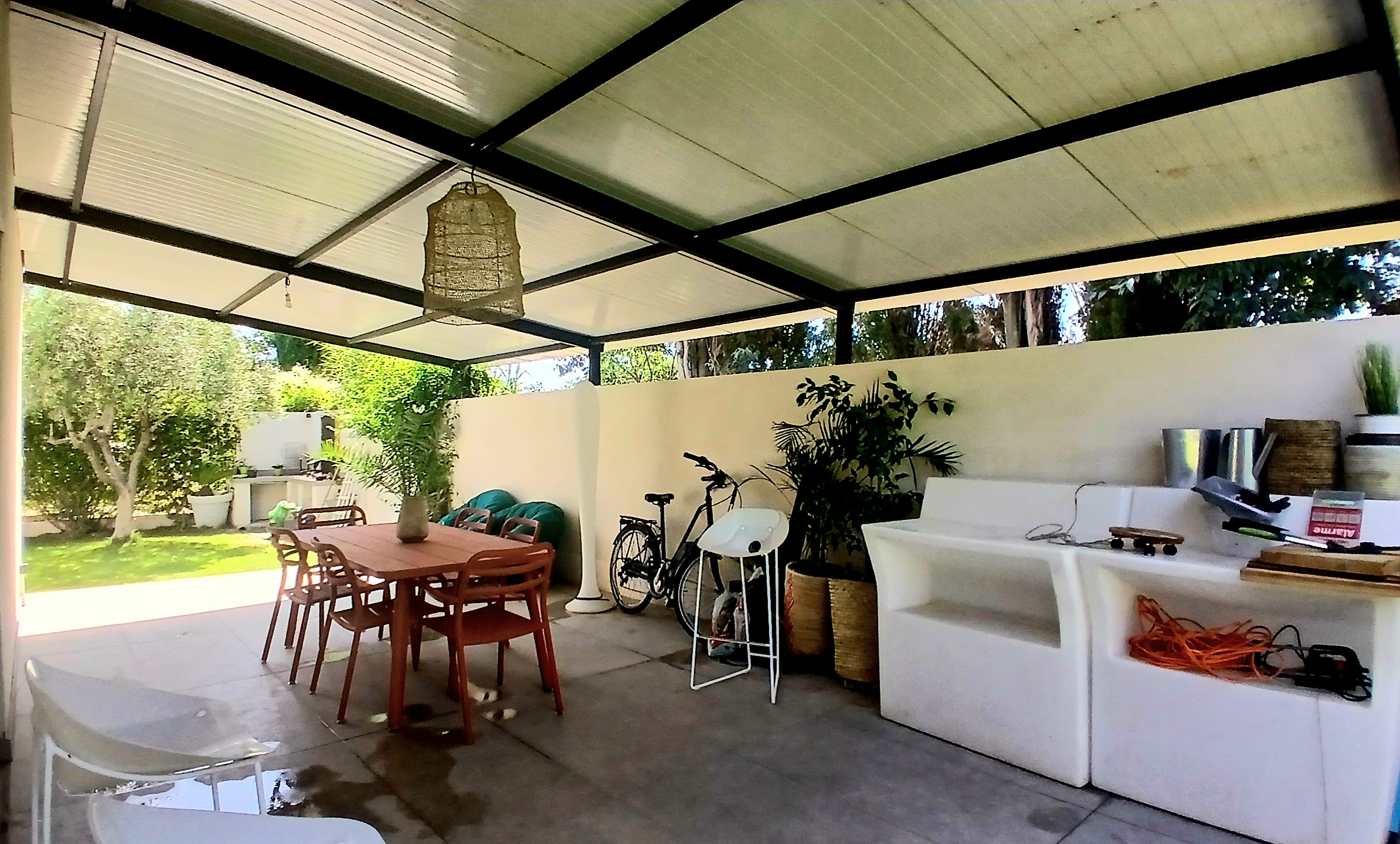 3-bedroom Detached House In Beziers, France (106 M²)