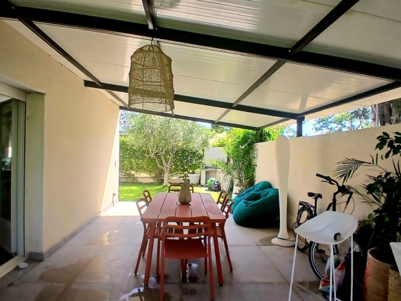 3-bedroom Detached House In Beziers, France (106 M²)