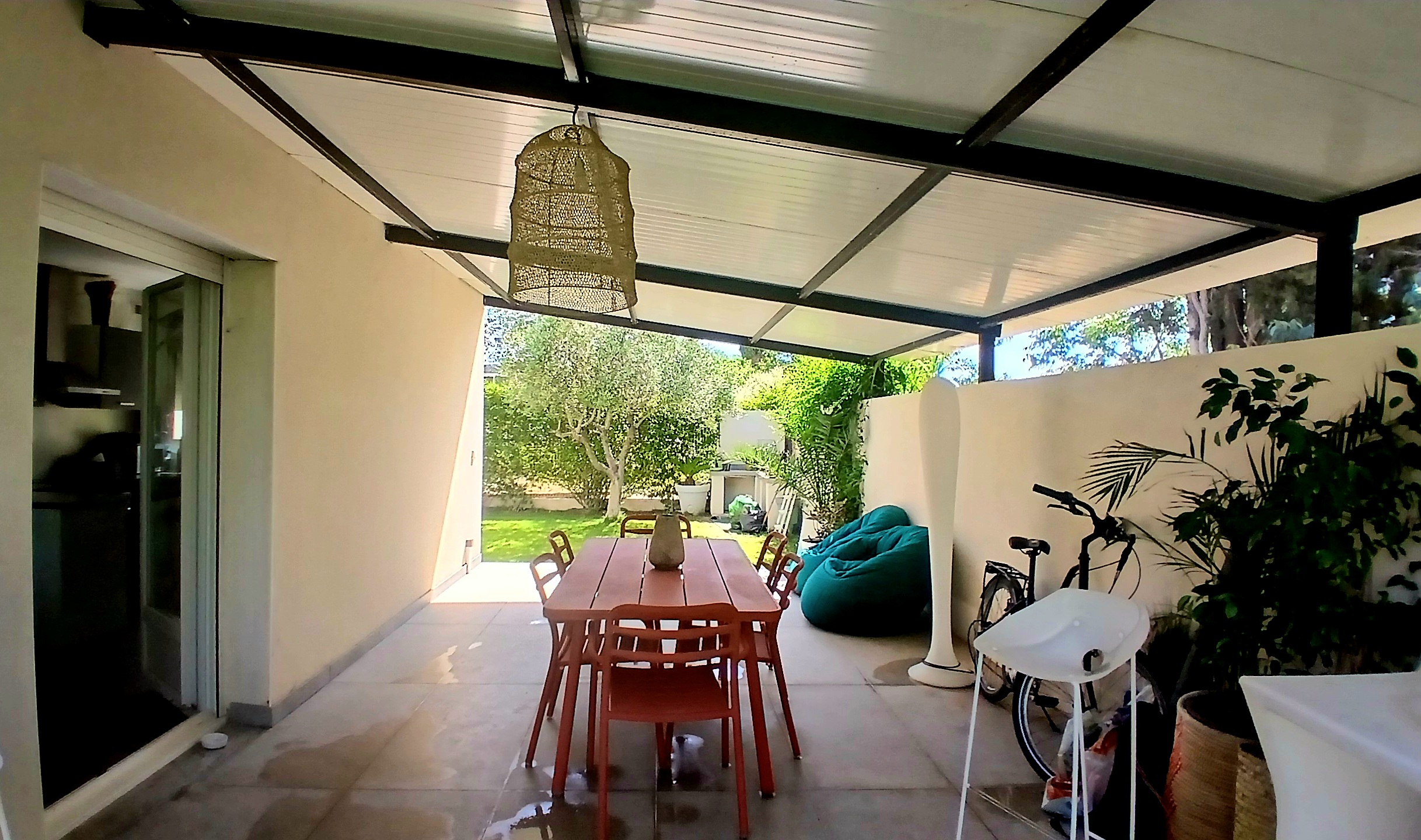 3-bedroom Detached House In Beziers, France (106 M²)