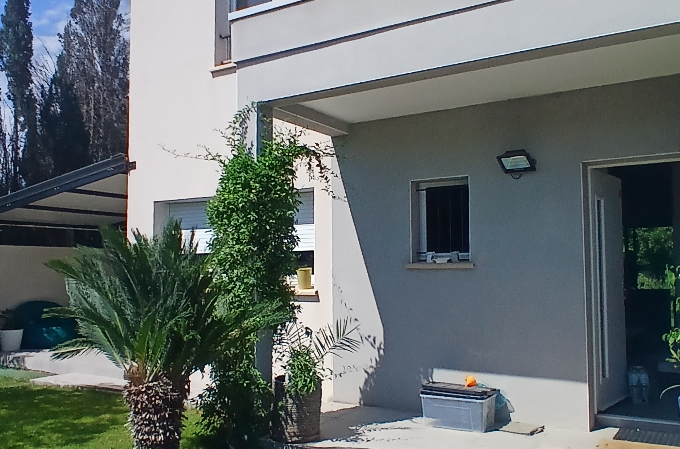 3-bedroom Detached House In Beziers, France (106 M²)