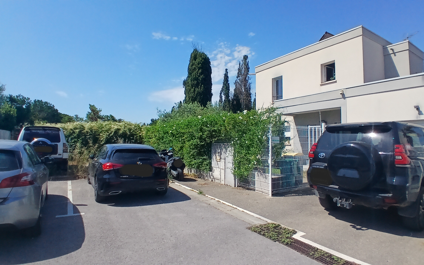 3-bedroom Detached House In Beziers, France (106 M²)