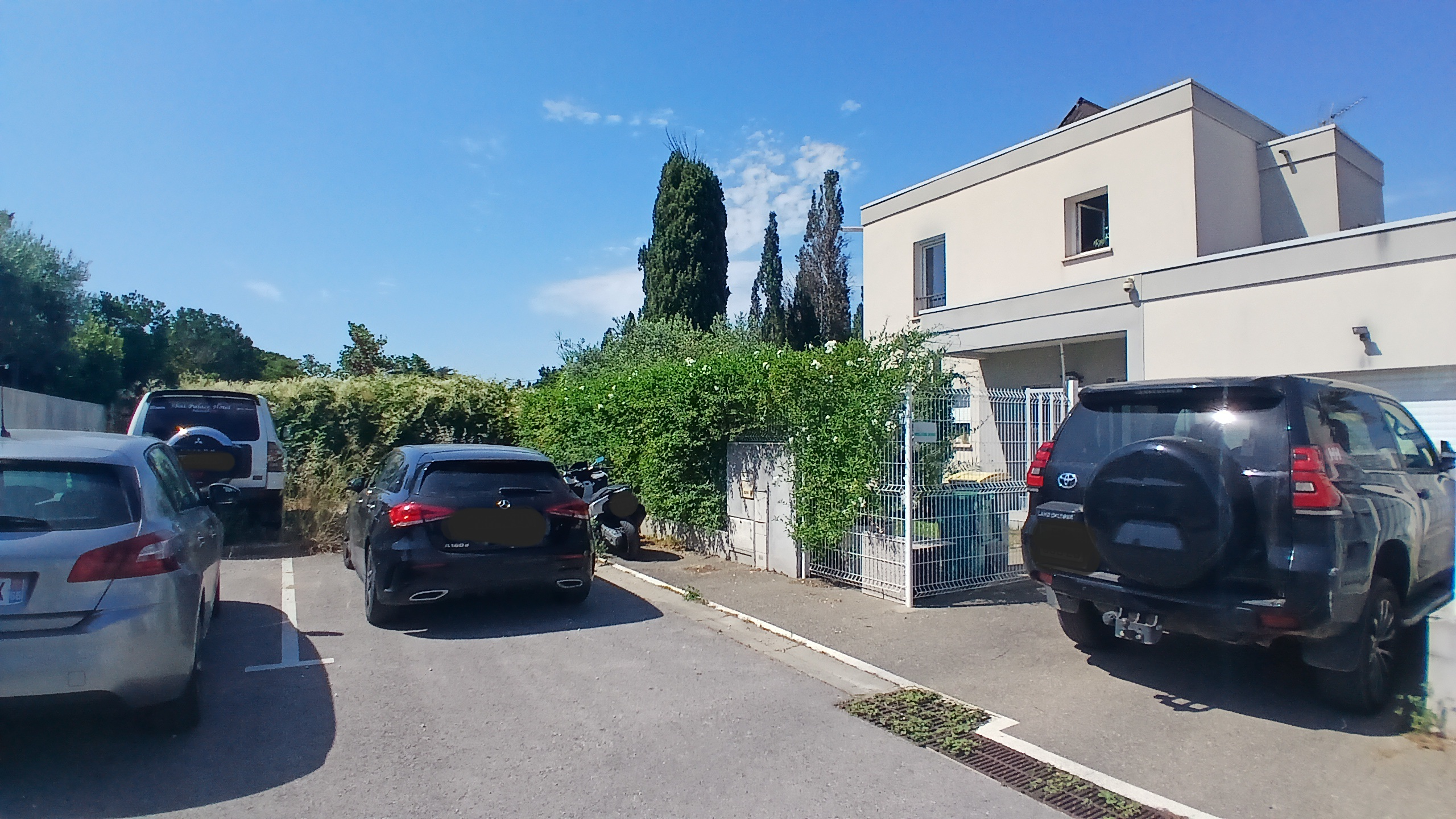 3-bedroom Detached House In Beziers, France (106 M²)