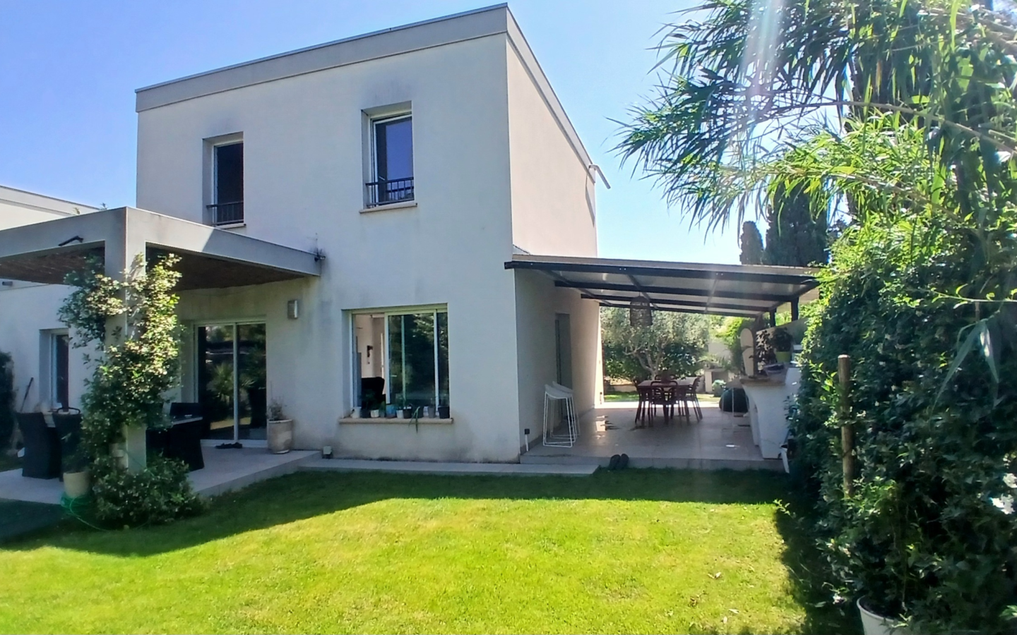 3-bedroom Detached House In Beziers, France (106 M²)
