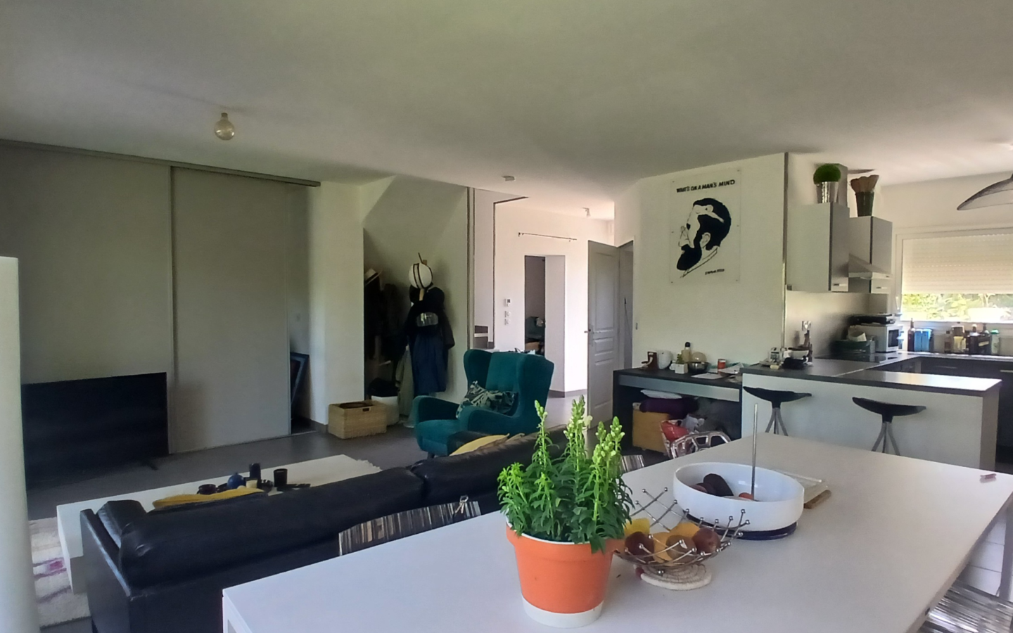3-bedroom Detached House In Beziers, France (106 M²)