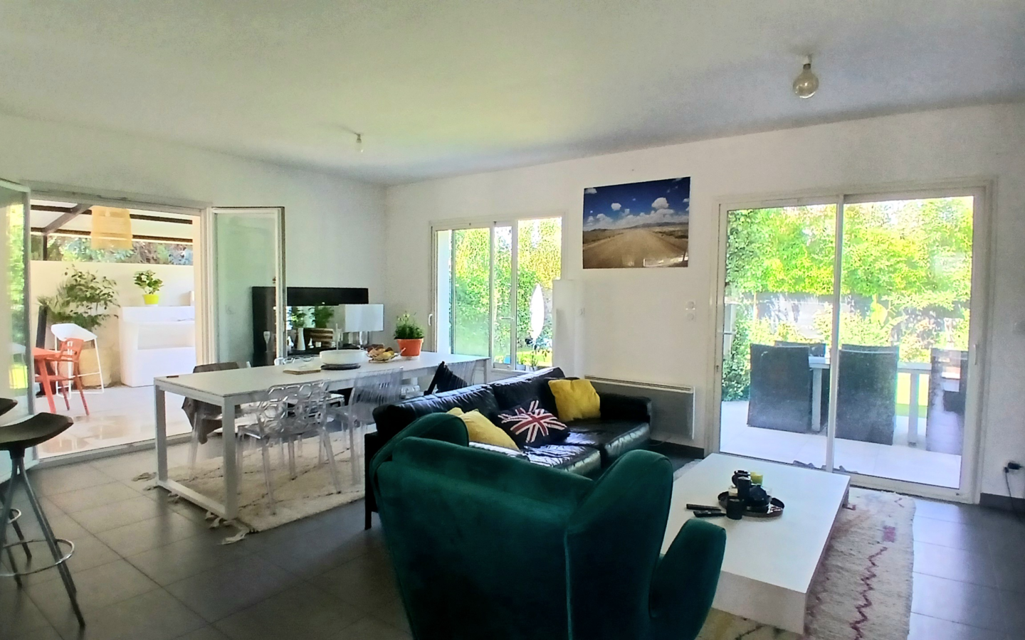 3-bedroom Detached House In Beziers, France (106 M²)