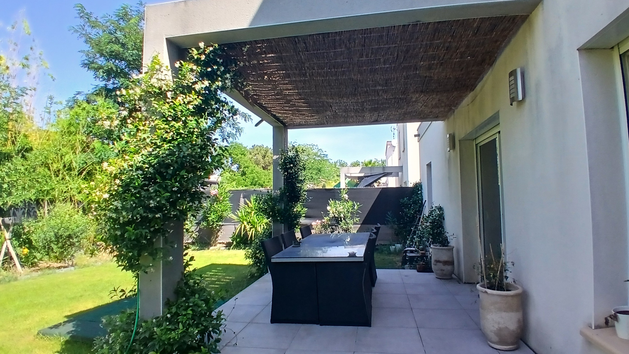3-bedroom Detached House In Beziers, France (106 M²)
