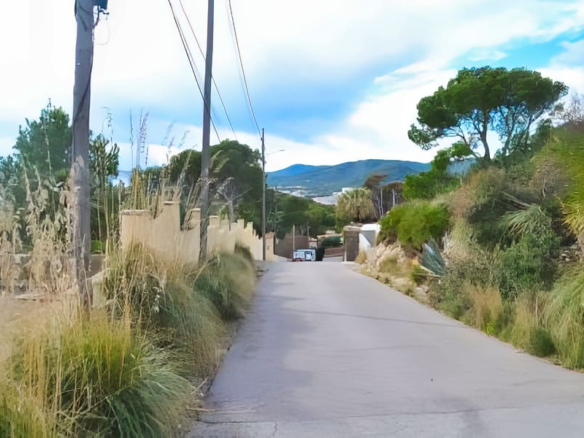 Land In Capdepera, Spain (812 M² Plot)