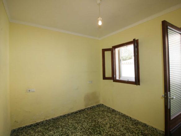 5-bedroom Village House In Pollensa, Spain (373 M²)