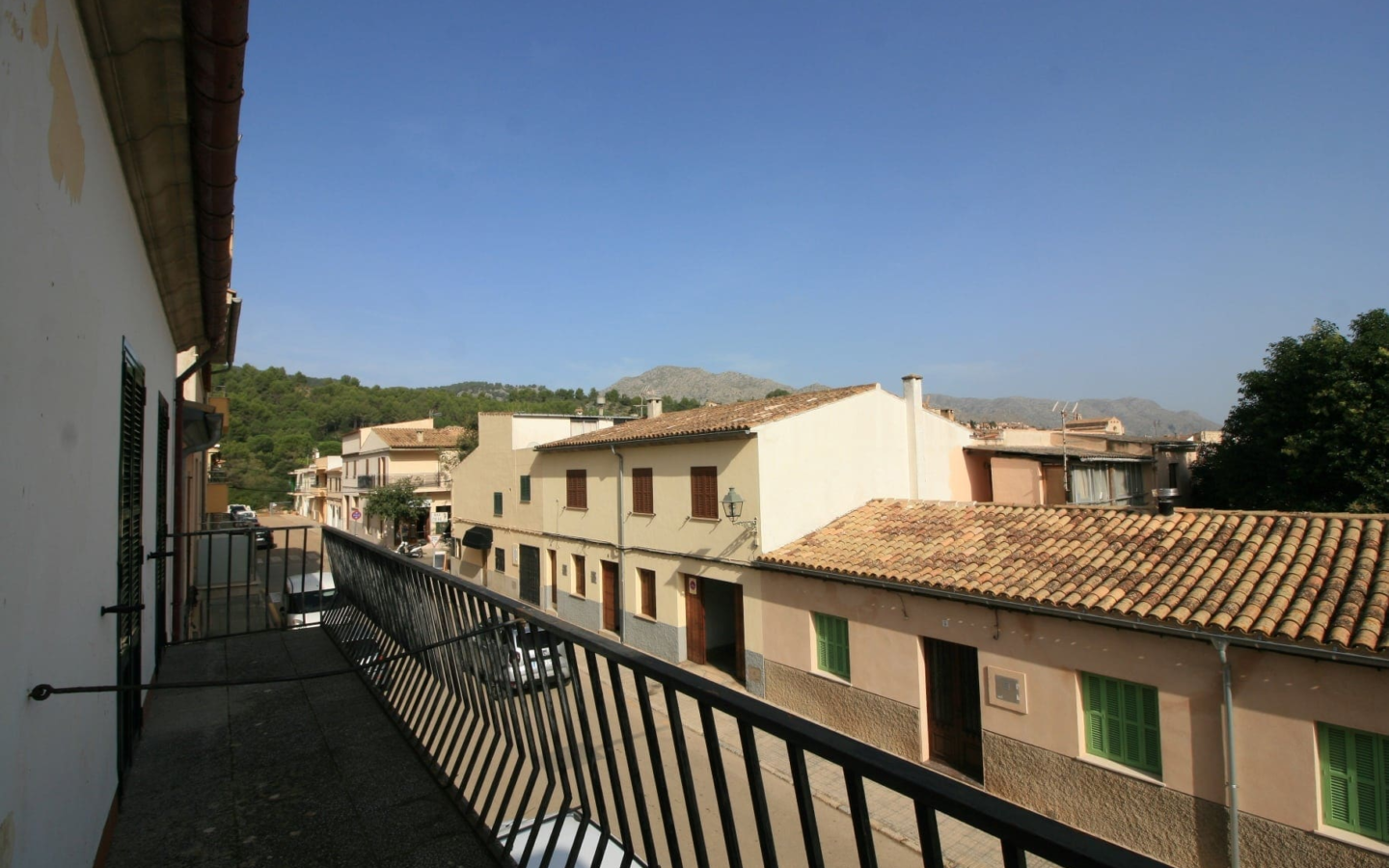 5-bedroom Village House In Pollensa, Spain (373 M²)