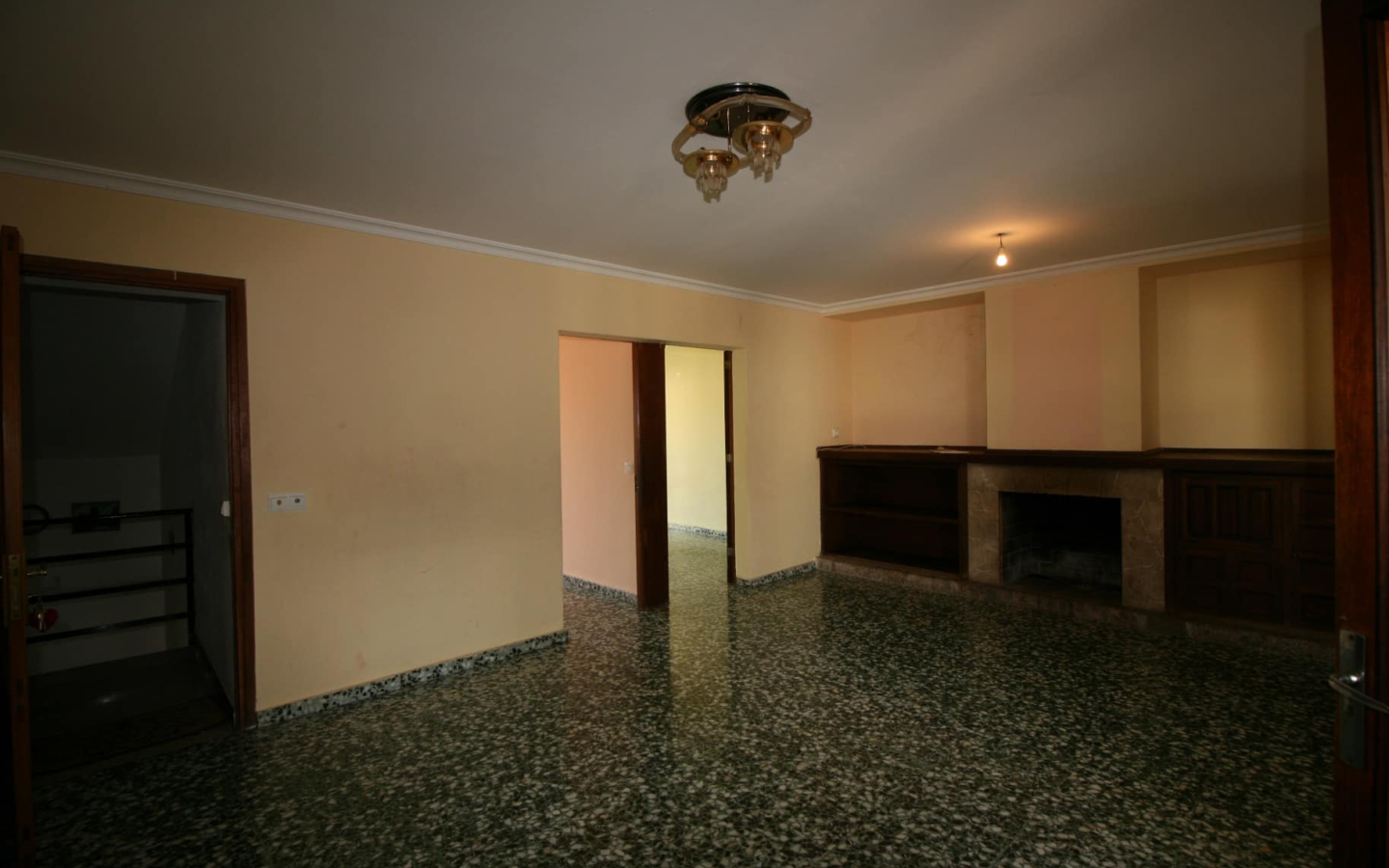 5-bedroom Village House In Pollensa, Spain (373 M²)