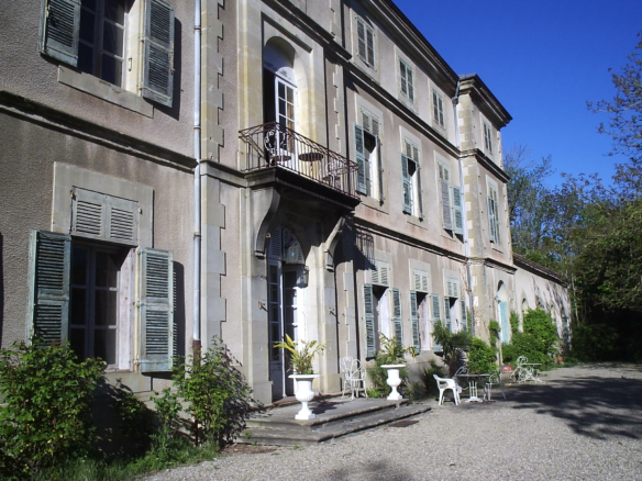 13-bedroom Property In Carcassonne, France (1.260 M²)
