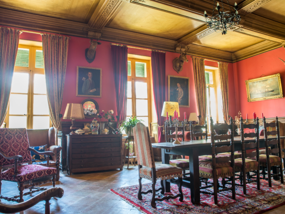 13-bedroom Property In Carcassonne, France (1.260 M²)