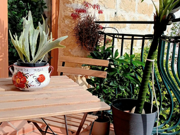5-bedroom House In Capestang, France (195 M²)