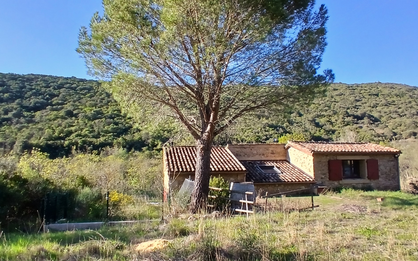 2-bedroom Detached House In Cessenon Sur Orb, France (105 M²)