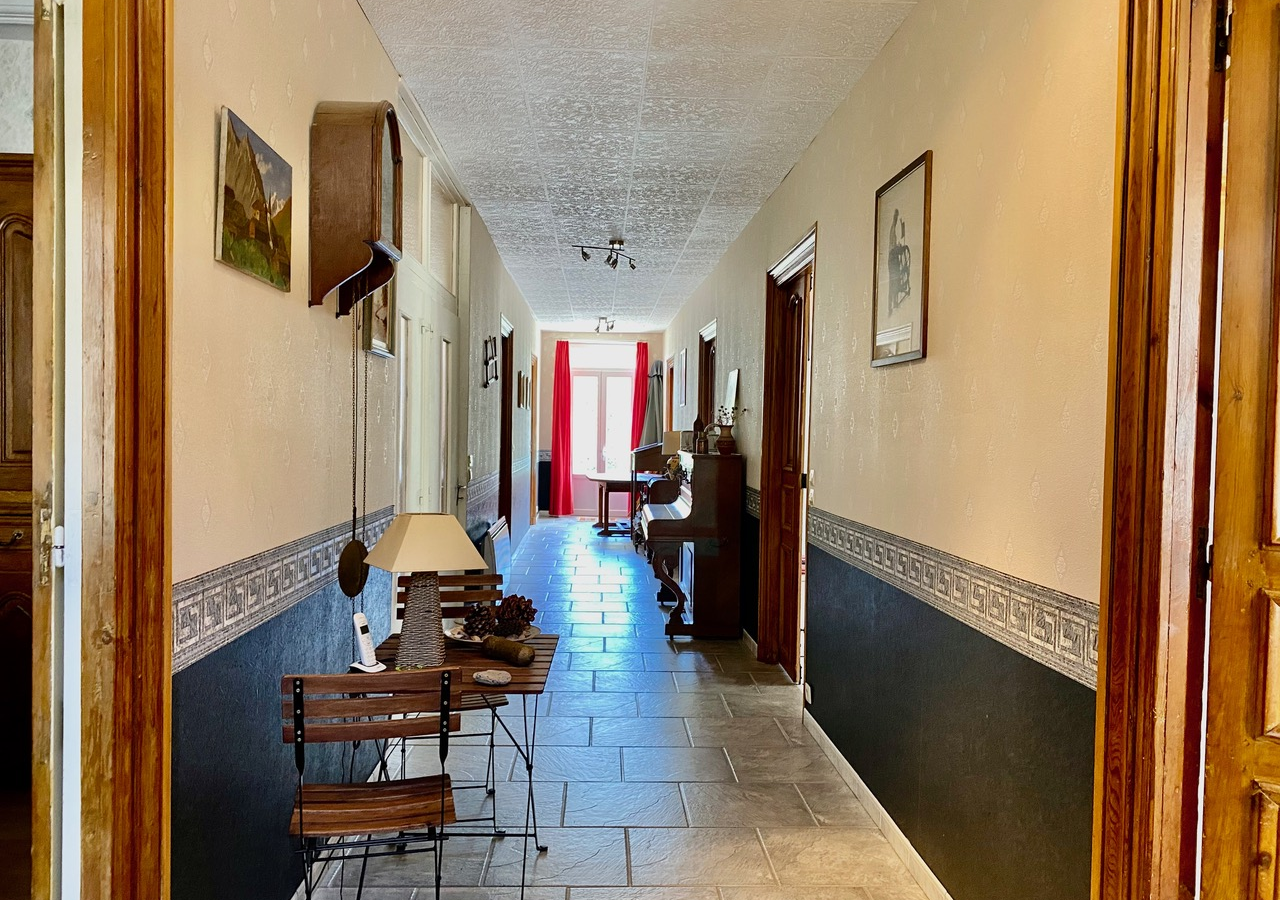 6-bedroom House In Cessenon Sur Orb, France (200 M²)