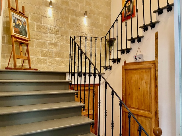 6-bedroom House In Cessenon Sur Orb, France (200 M²)