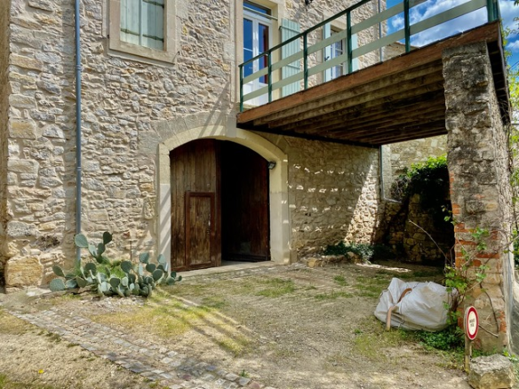 6-bedroom House In Cessenon Sur Orb, France (200 M²)