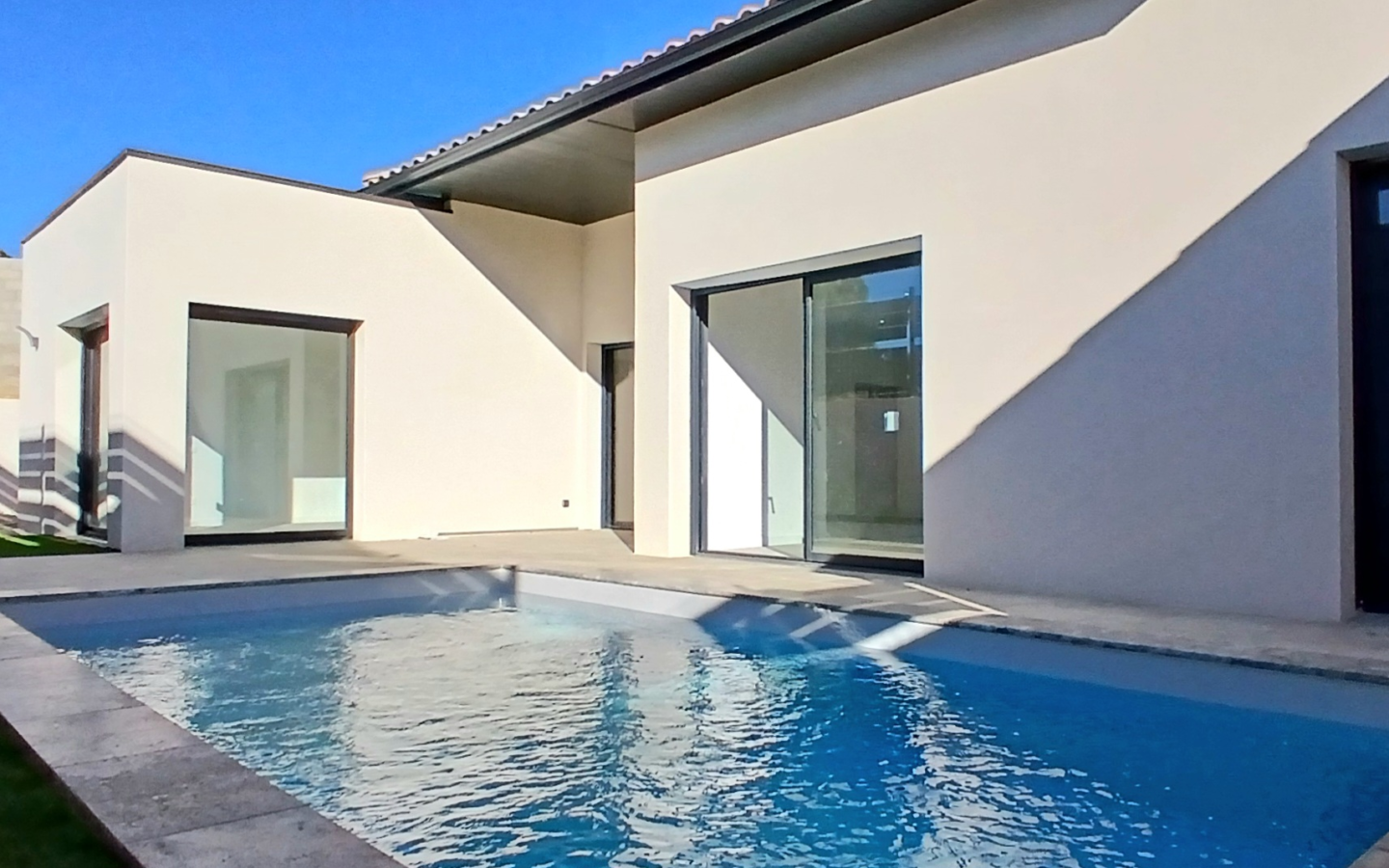 3-bedroom Detached House In Cessenon Sur Orb, France (123 M²)