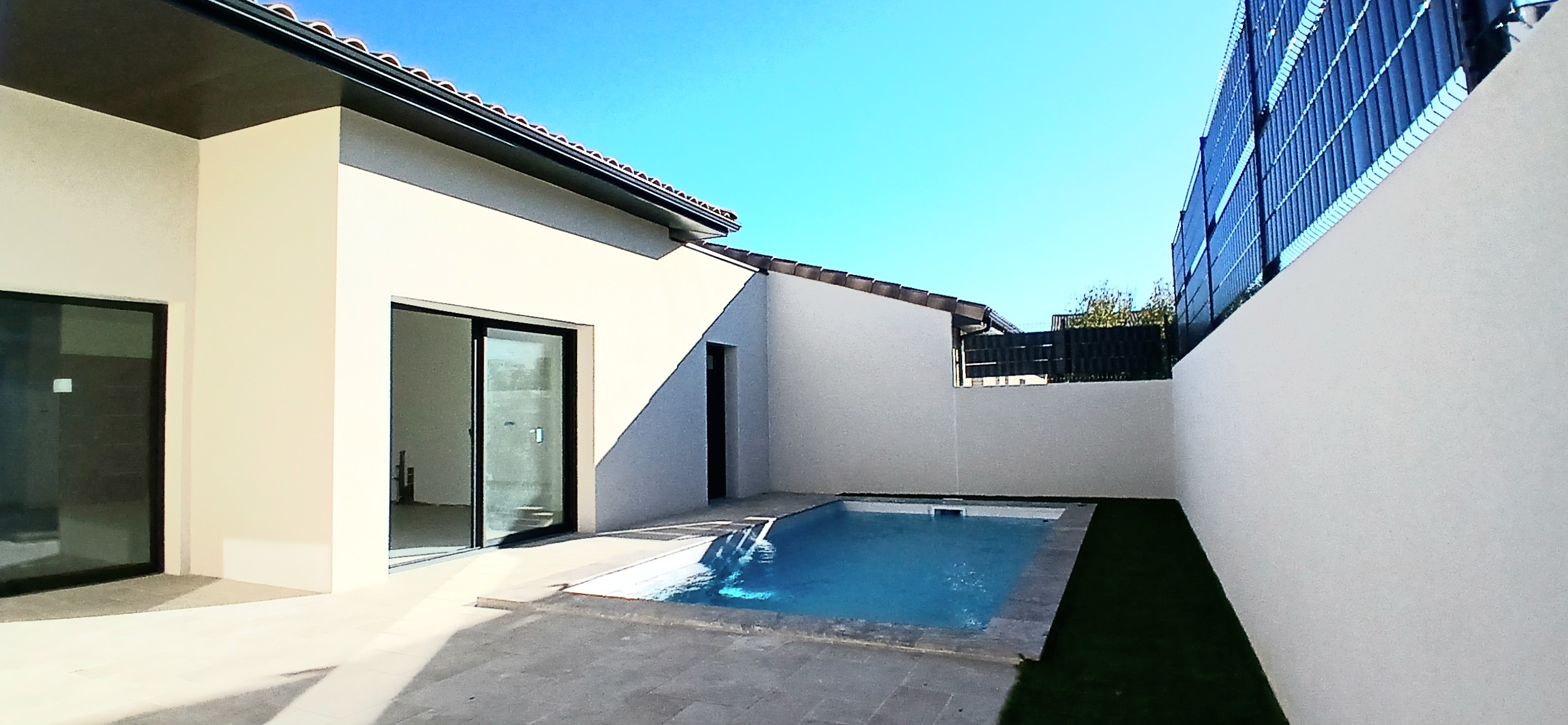 3-bedroom Detached House In Cessenon Sur Orb, France (123 M²)