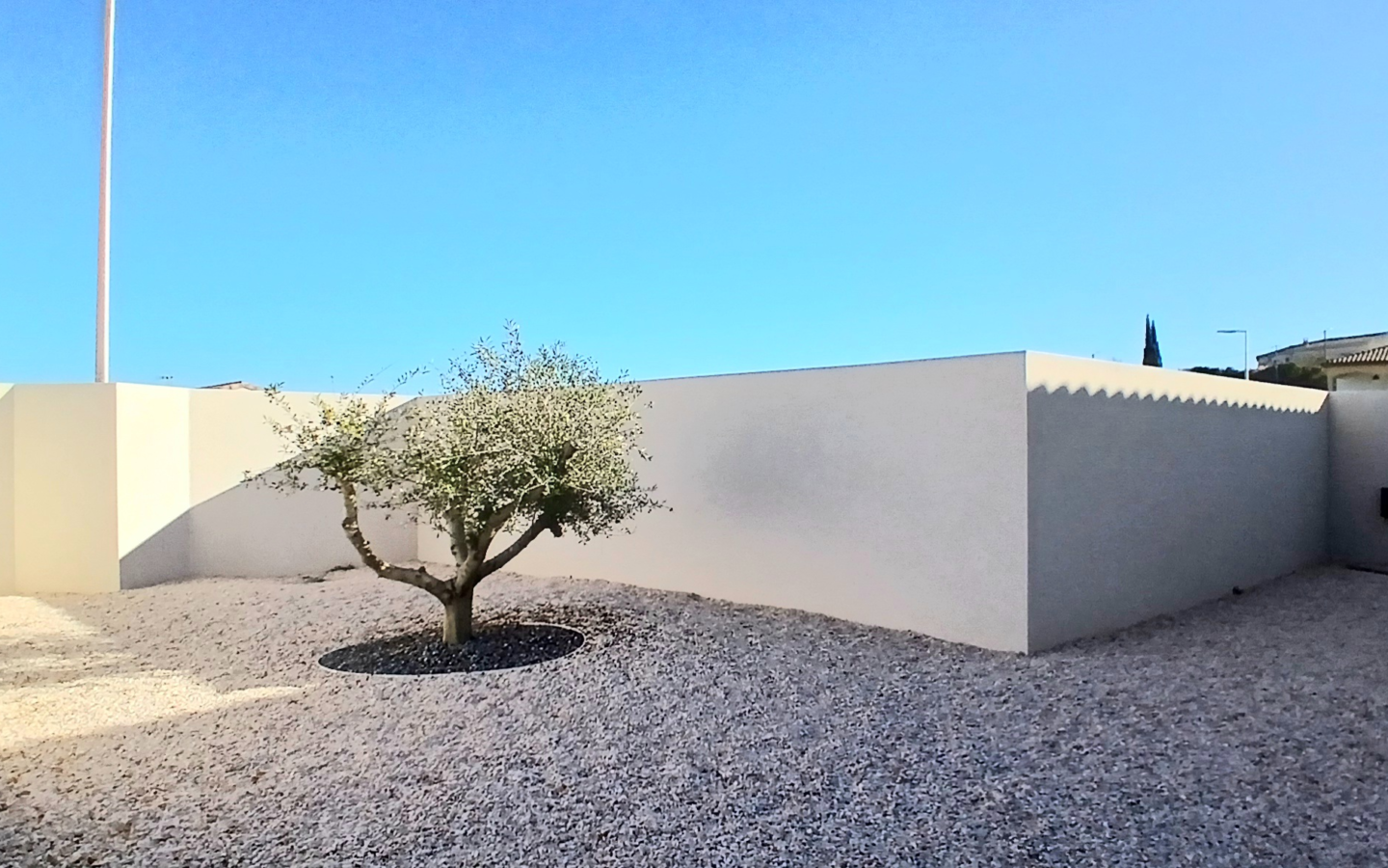 3-bedroom Detached House In Cessenon Sur Orb, France (123 M²)