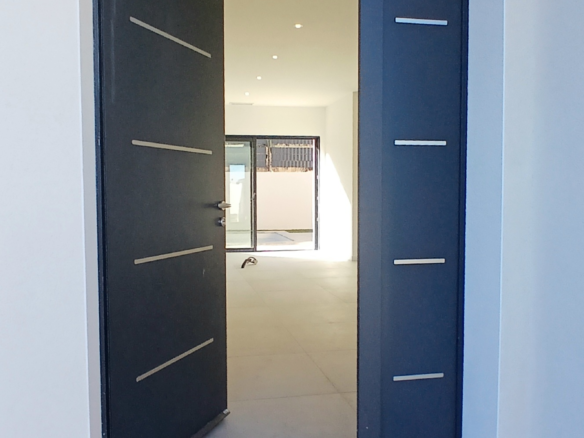 3-bedroom Detached House In Cessenon Sur Orb, France (123 M²)